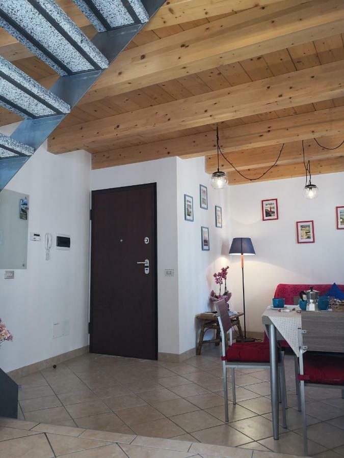 Il Planetario Apartment แวร์บาเนีย ภายนอก รูปภาพ