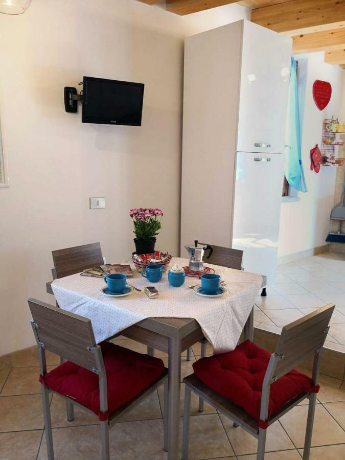 Il Planetario Apartment แวร์บาเนีย ภายนอก รูปภาพ