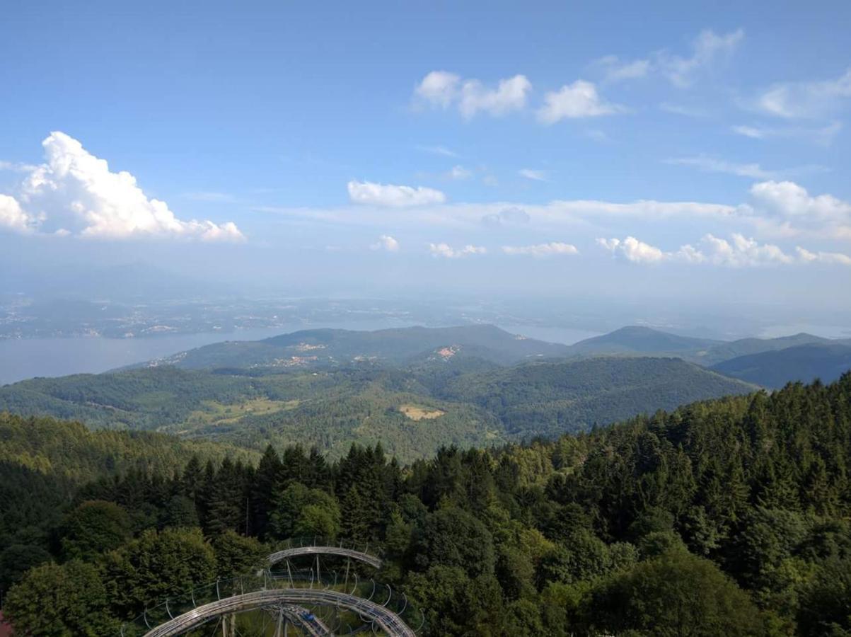 Il Planetario Apartment แวร์บาเนีย ภายนอก รูปภาพ
